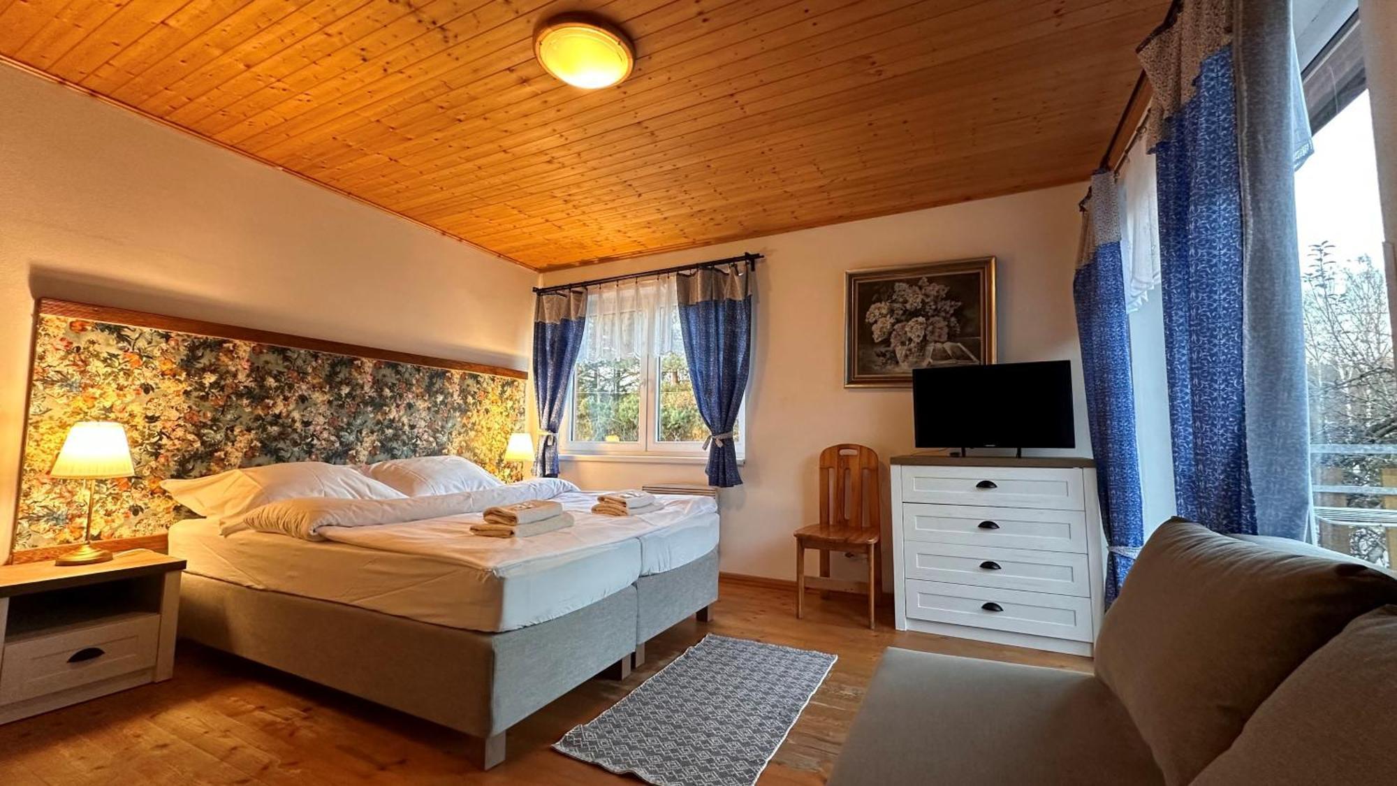 Penzion Slunecno Dobšín Exterior foto
